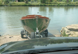 Front Towbar attached boat